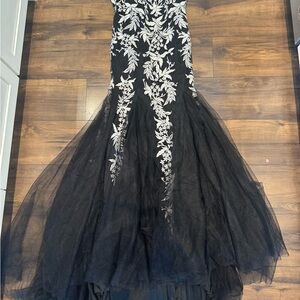Sherri Hill Black and White Wedding Dress